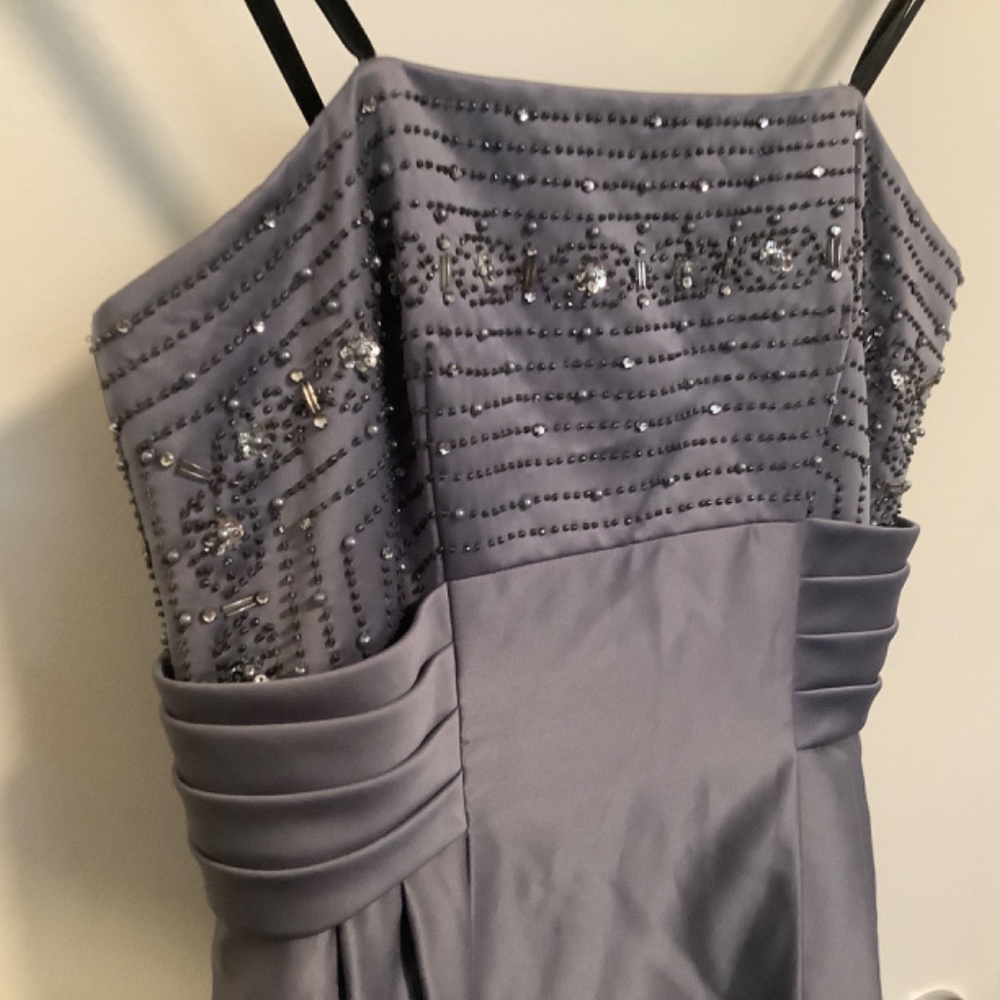 Nicole by Nicole Miller full length Ballgown, lilac, satin, strapless - Picture 5 of 7